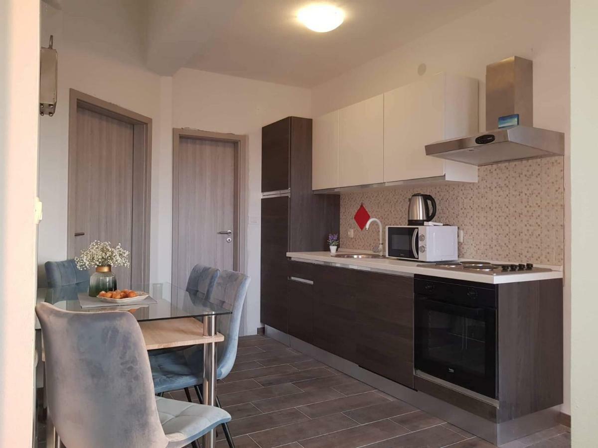 Apartmani Luce I Miho Nin Exterior photo